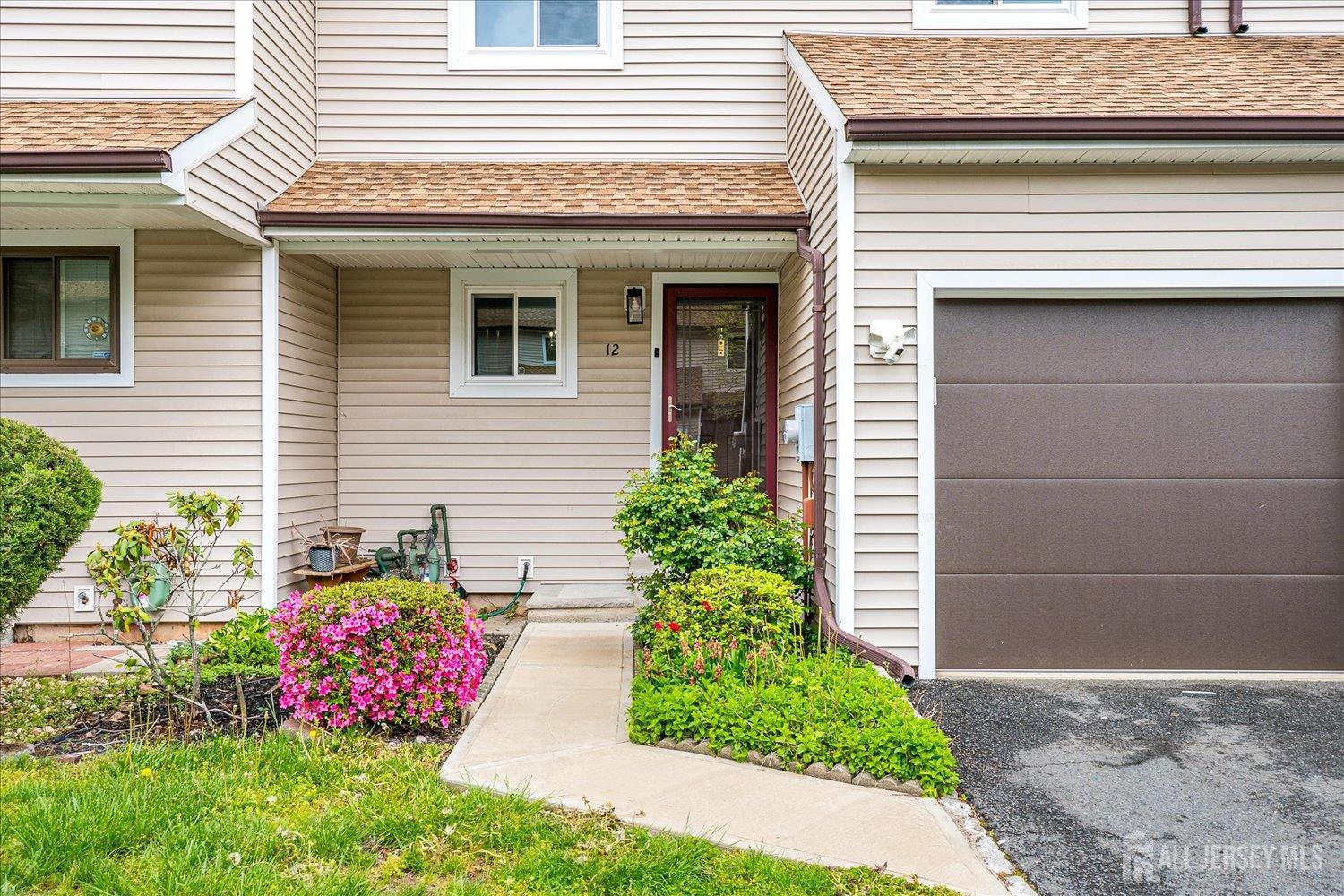 Photo 3 of Townhouse for sale at 12 Tulip Ct, Edison, NJ 08820 | MLS# 2704617R | Listing updated on 2026-09-18