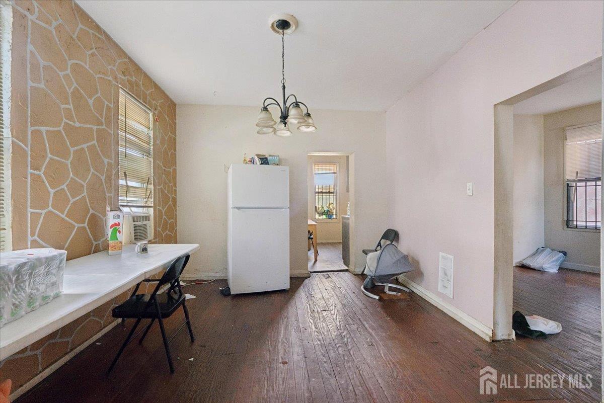 308 N 27th Street N