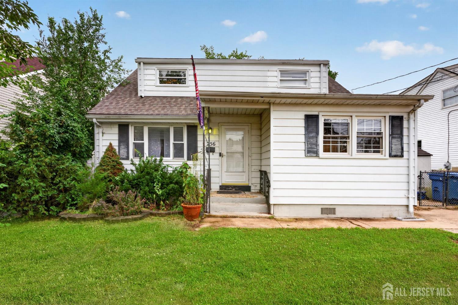 Photo 3 of Single family home for sale at 256 Austin Ave, Old Bridge, NJ 08857 | MLS# 2704718R | Listing updated on 2026-09-17