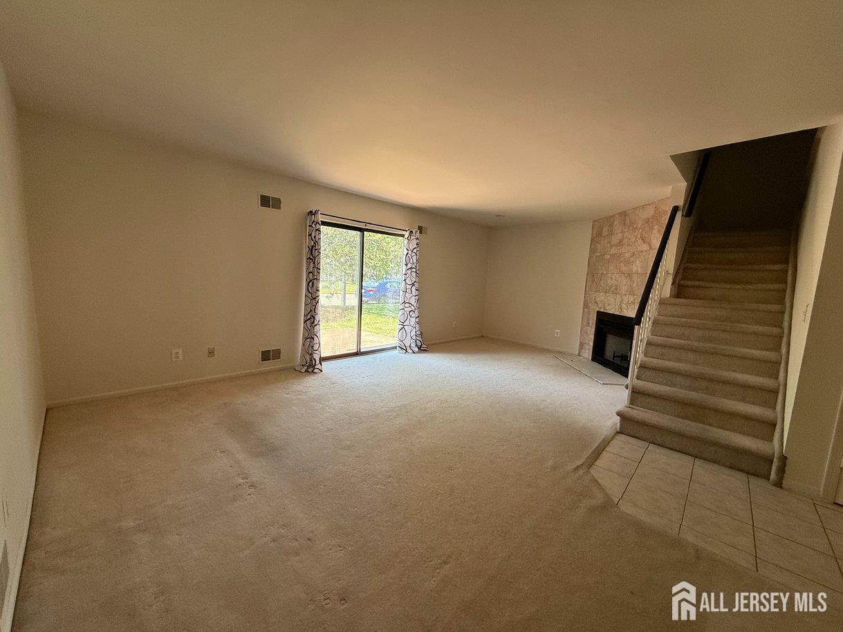 Photo 4 of Condo for sale at 12 Sunflower Ct, Edison, NJ 08820 | MLS# 2704711R | Listing updated on 2026-09-18