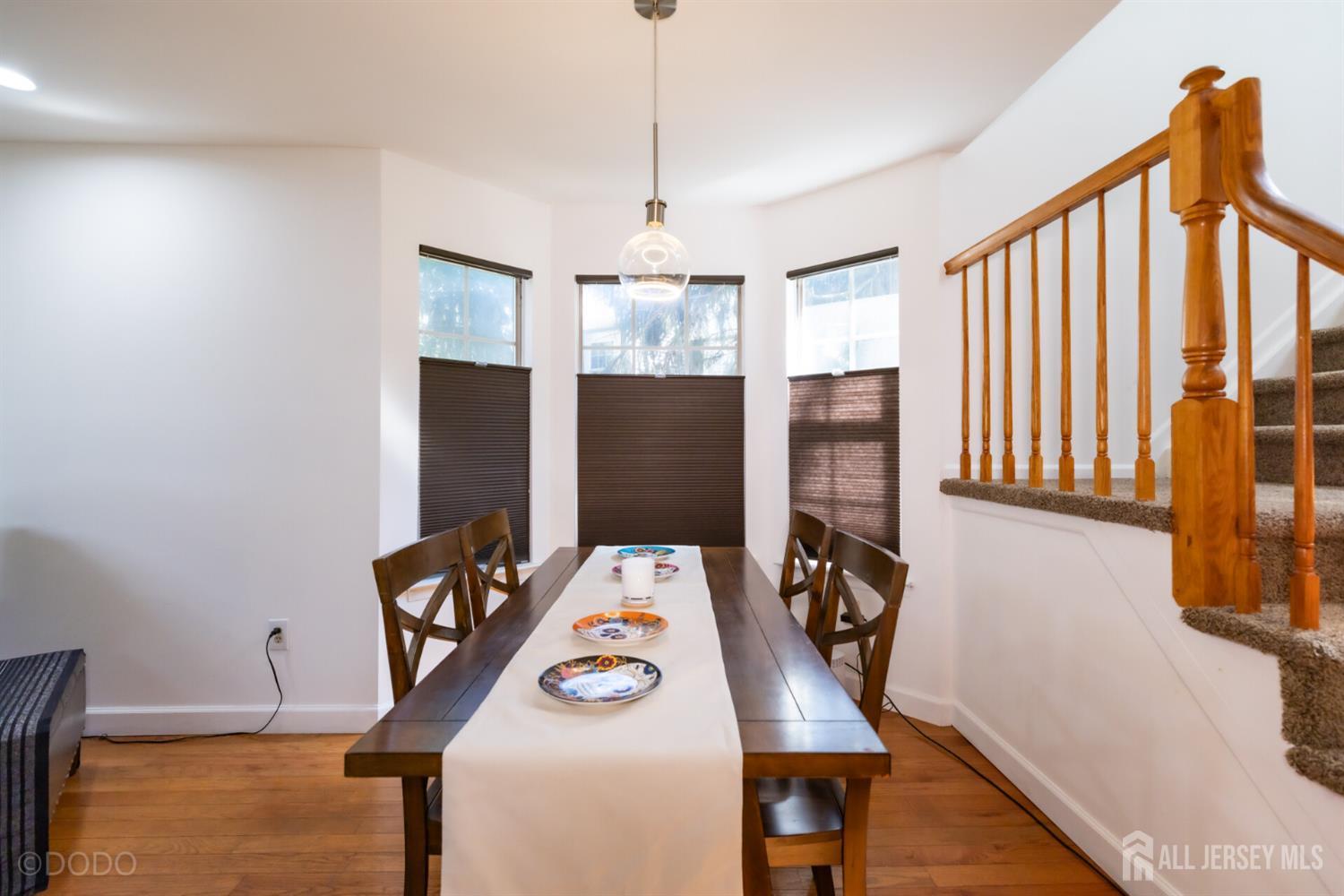 86 Gordon Avenue