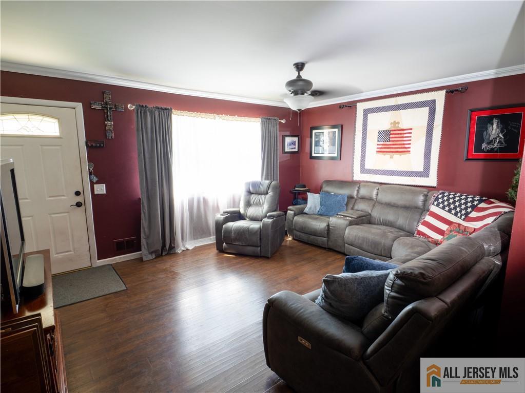 Photo 3 of Condo for sale at 2 Missouri Ct #185, Matawan, NJ 07747 | MLS# 2770486M | Listing updated on 2026-09-17