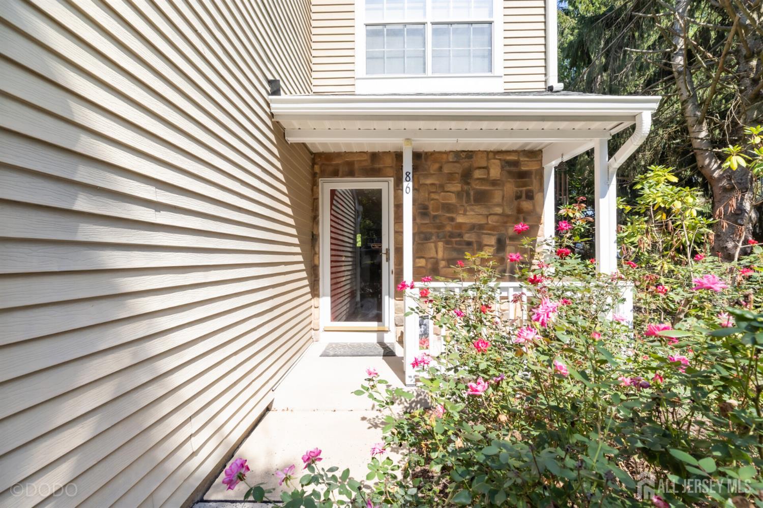 86 Gordon Avenue