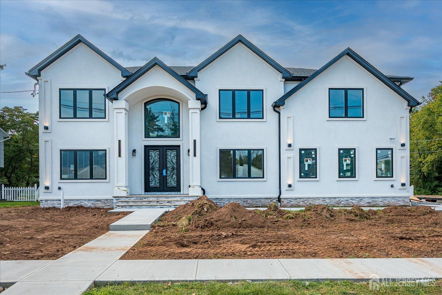 Homes for Sale in Edison, NJ