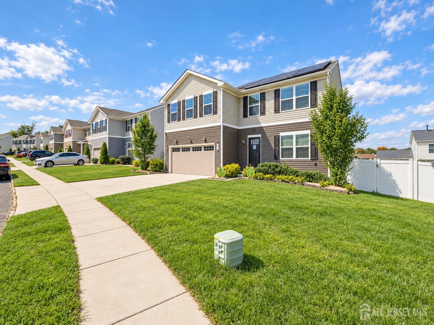 Photo 2 of Single family home for sale at 163 Ciseley Dr, Sicklerville, NJ 08081 | MLS# 2704371R | Listing updated on 2026-09-19