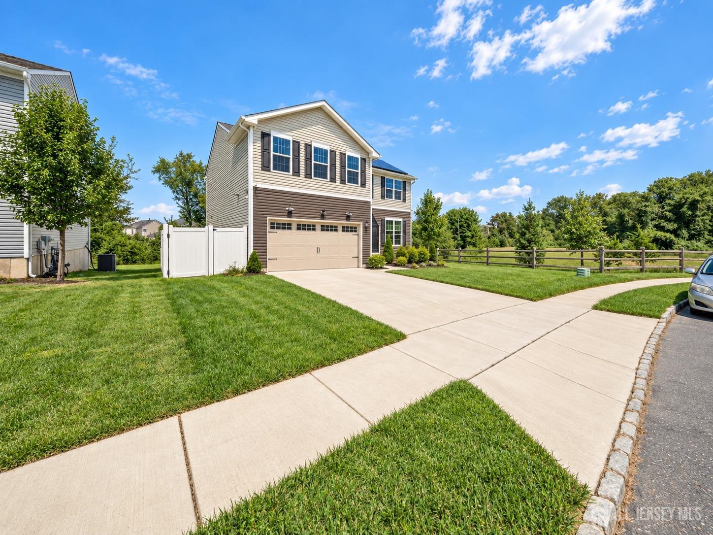 Photo 3 of Single family home for sale at 163 Ciseley Dr, Sicklerville, NJ 08081 | MLS# 2704371R | Listing updated on 2026-09-19