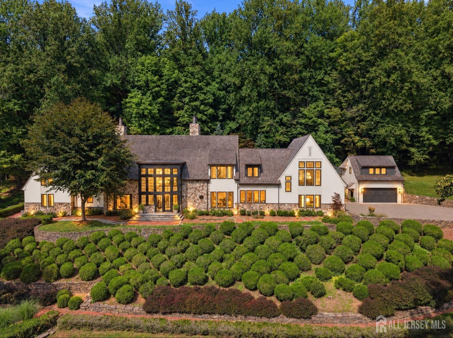 Homes for Sale in Somerset, NJ