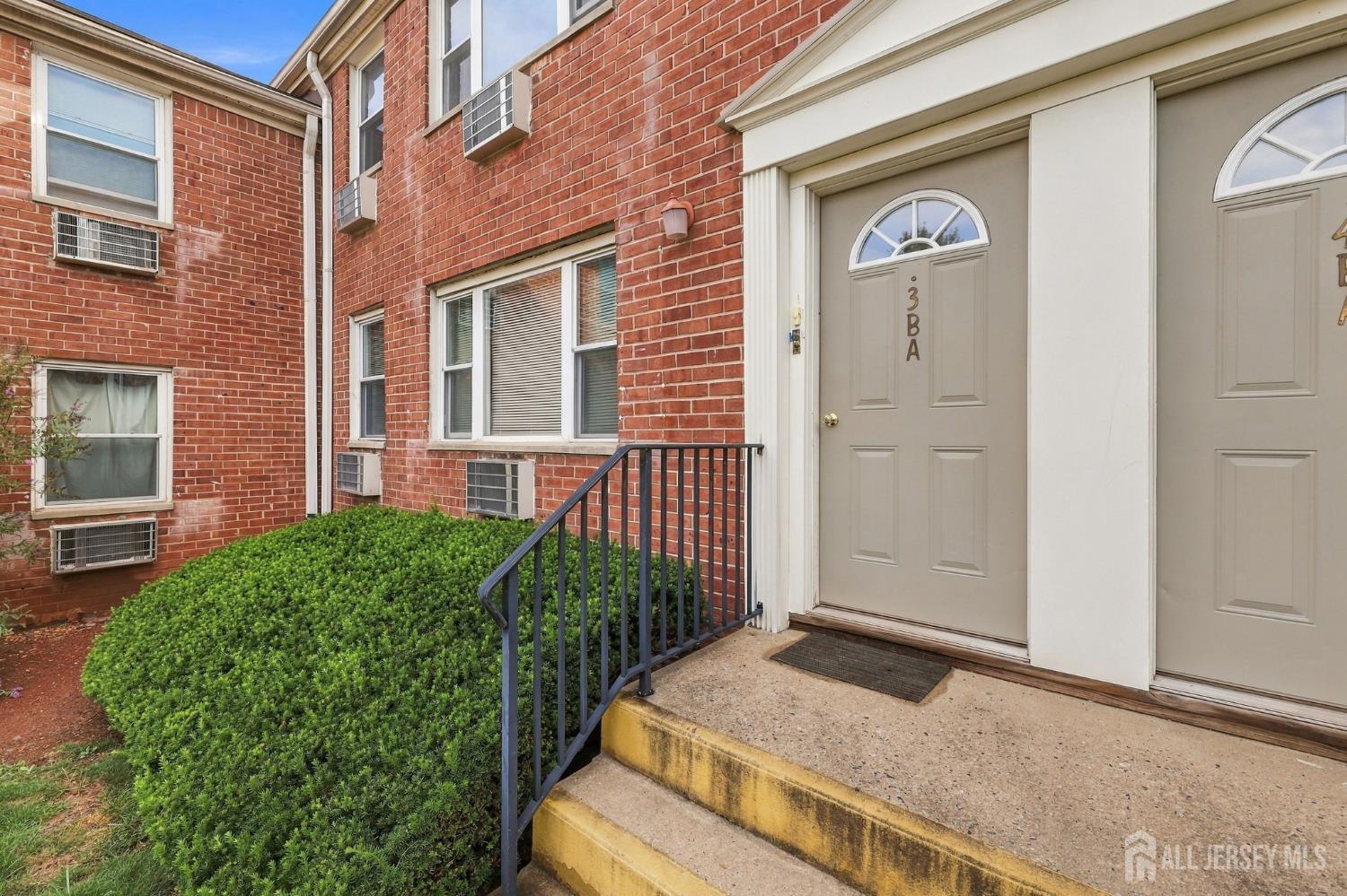 Photo 3 of Condo for sale at 21 York Dr #3B, Edison, NJ 08817 | MLS# 2704606R | Listing updated on 2026-09-23