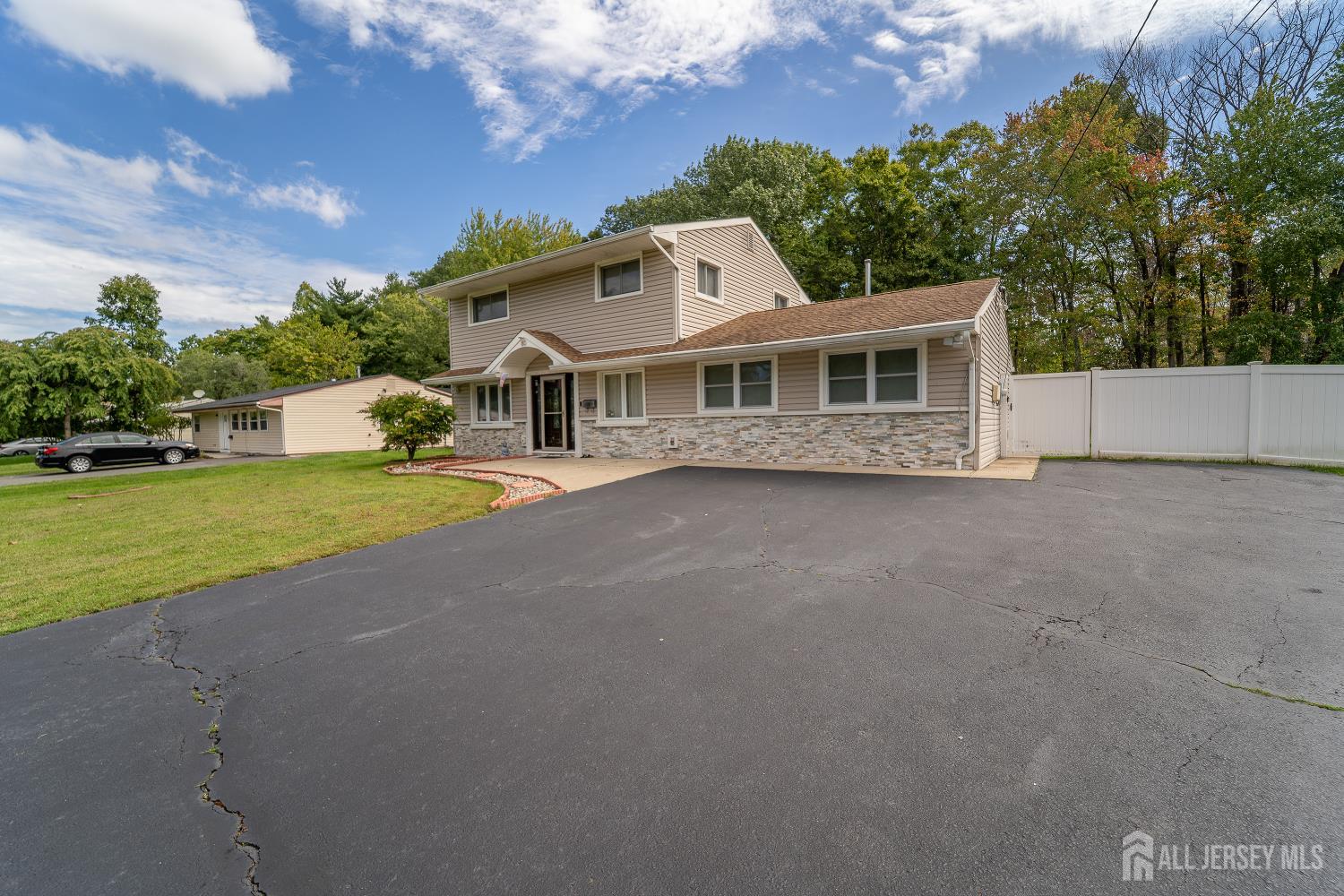 80 Stillwell Road