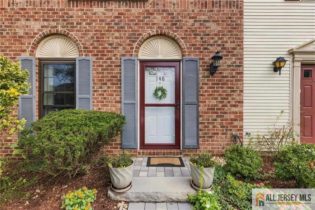 Photo 3 of Townhouse for sale at 148 Abbot Ct #2148, Piscataway, NJ 08854 | MLS# 2770584M | Listing updated on 2026-09-28