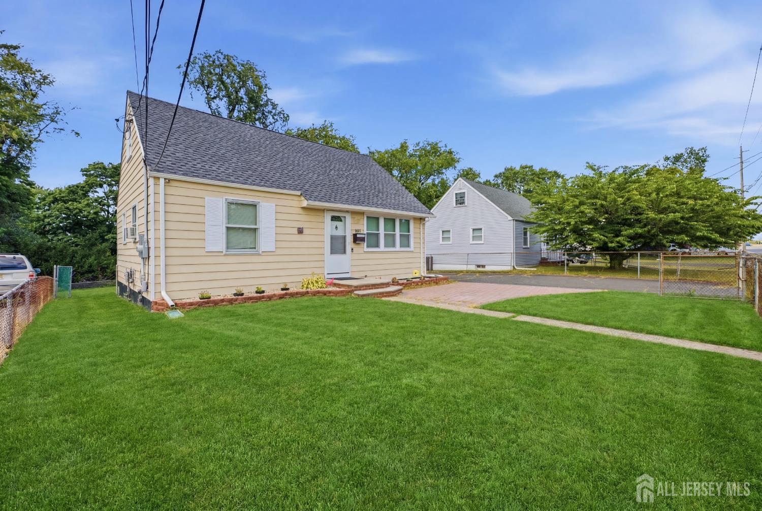 Photo 2 of Single family home for sale at 2697 Woodbridge Ave, Edison, NJ 08817 | MLS# 2705078R | Listing updated on 2026-09-23