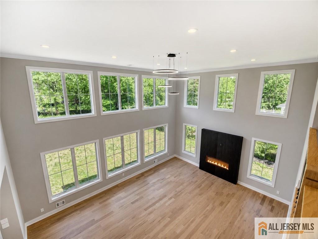 Photo 3 of Single family home for sale at 529 Wood Ave, Edison, NJ 08820 | MLS# 2662137M | Listing updated on 2026-09-23