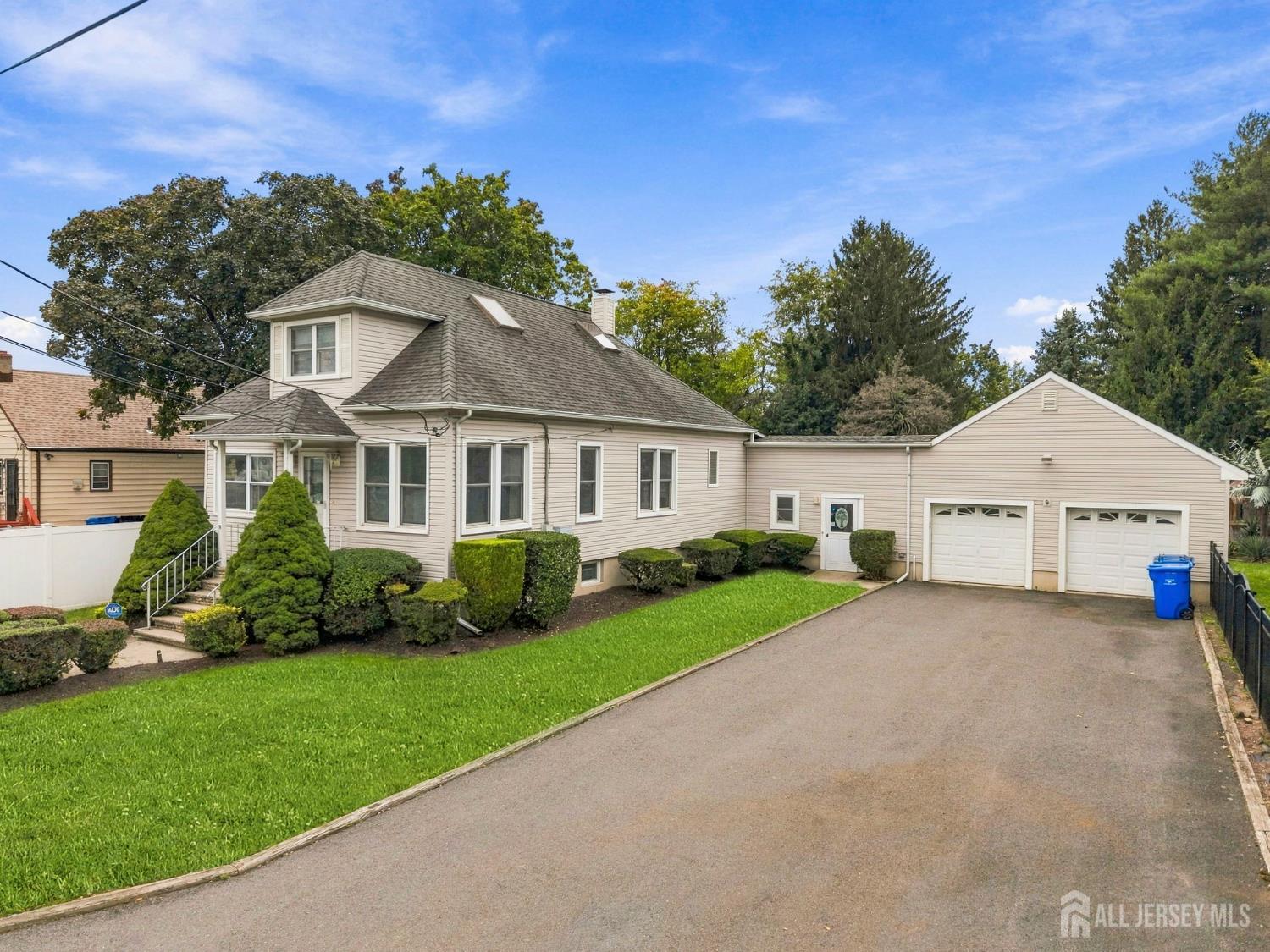 Photo 3 of Single family home for sale at 1430 Osage Rd, North Brunswick, NJ 08902 | MLS# 2705066R | Listing updated on 2026-09-26