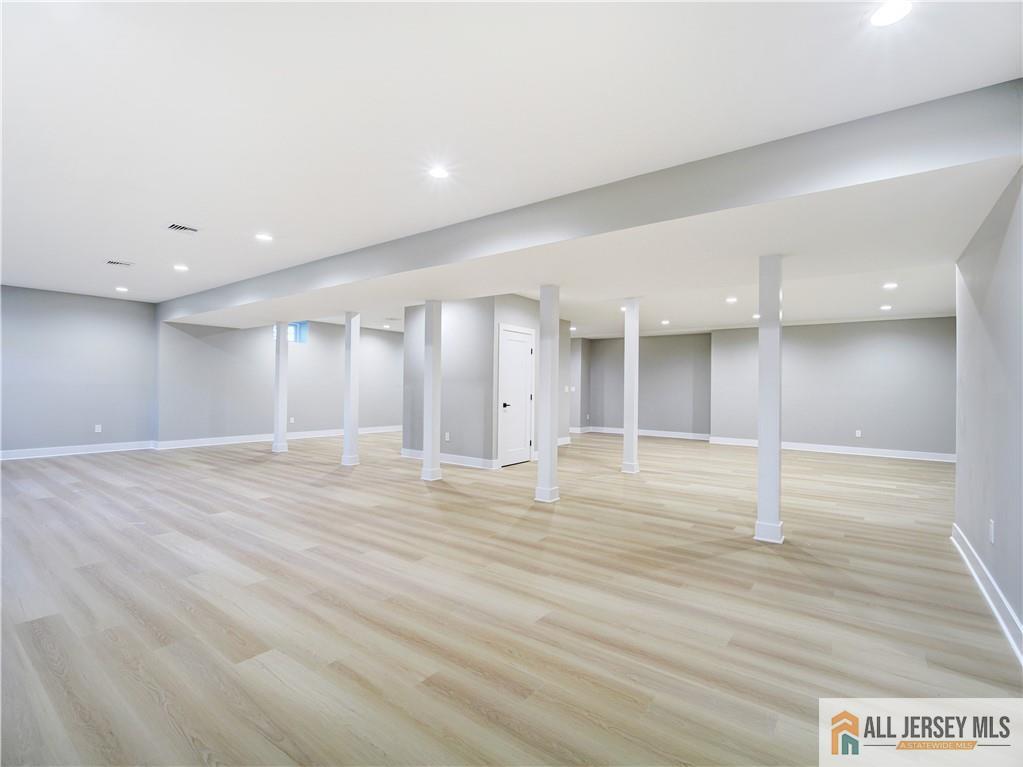 Photo 3 of Single family home for sale at 529 Wood Ave, Edison, NJ 08820 | MLS# 2662137M | Listing updated on 2026-09-23