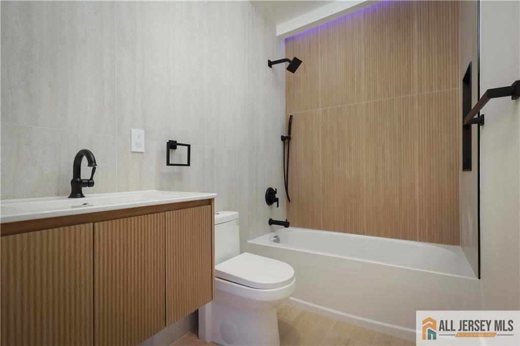 Photo 3 of Condo for sale at 291 New York Ave #4, Jersey City, NJ 07307 | MLS# 2770068M | Listing updated on 2026-09-24