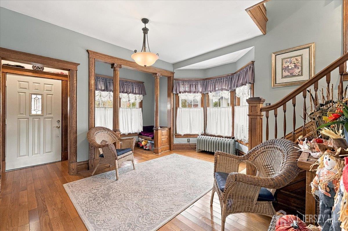 Photo 4 of Single family home for sale at 263 Augusta St, South Amboy, NJ 08879 | MLS# 2705112R | Listing updated on 2026-10-06