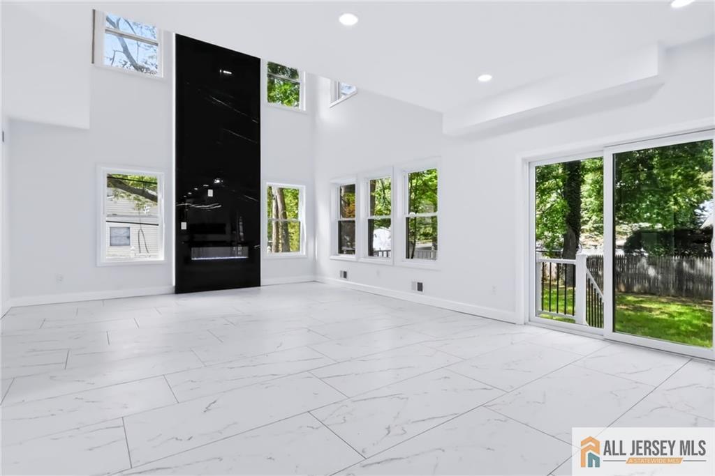Photo 4 of Single family home for sale at 220 W Locust Ave, Edison, NJ 08820 | MLS# 2770604M | Listing updated on 2026-09-24