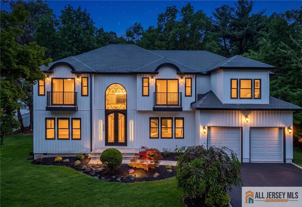 Photo 1 of Single family home for sale at 220 W Locust Ave, Edison, NJ 08820 | MLS# 2770604M | Listing updated on 2026-09-24