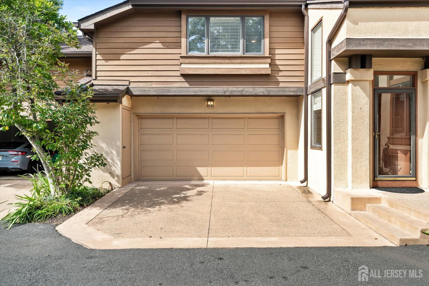 426 Sayre Drive