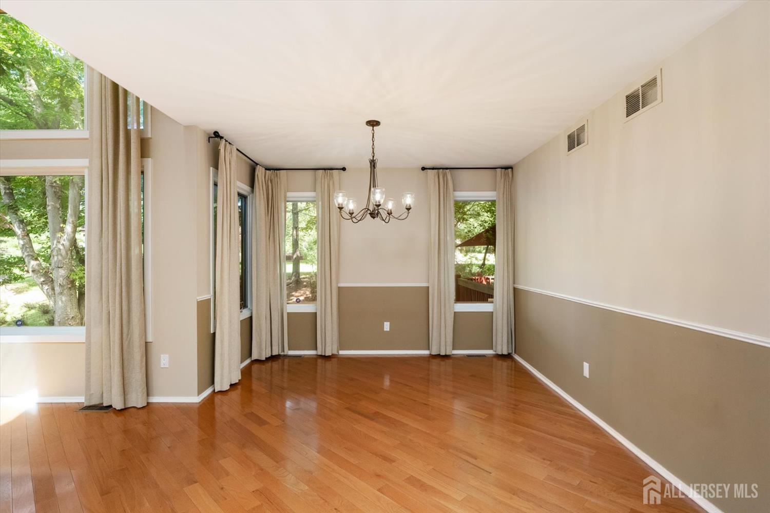 426 Sayre Drive