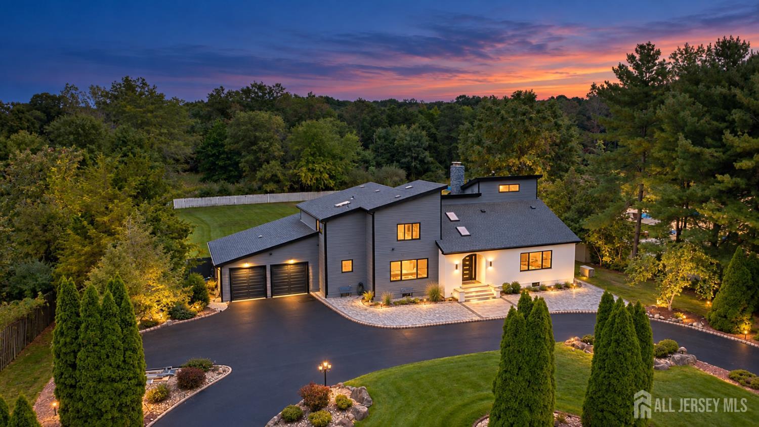Homes for Sale in East Brunswick, NJ