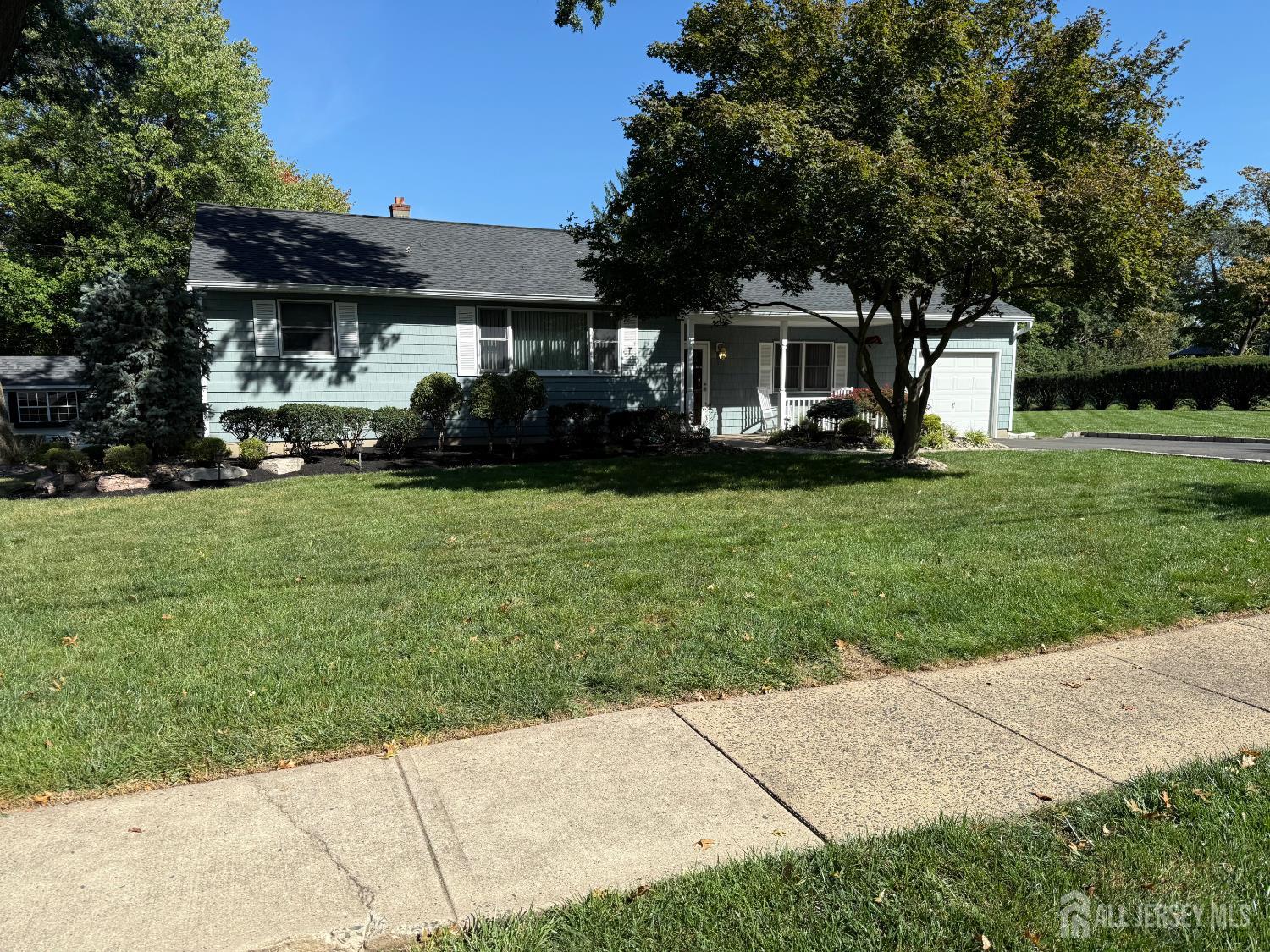 Photo 3 of Single family home for sale at 430 Hillside Ave, Piscataway, NJ 08854 | MLS# 2705122R | Listing updated on 2026-09-26