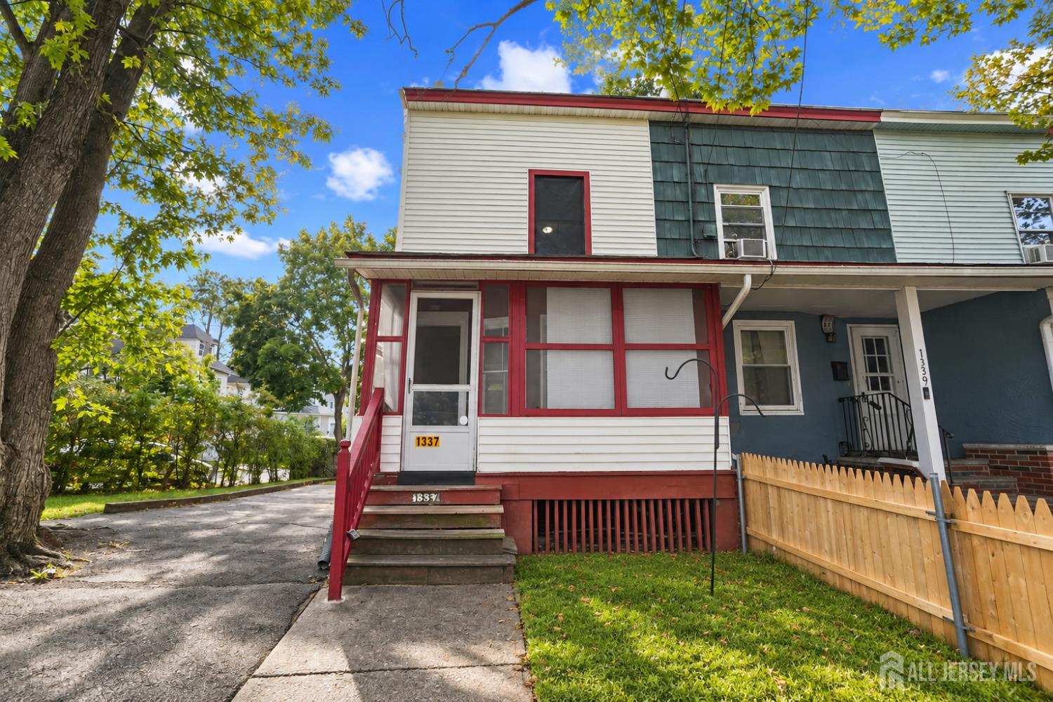 1337 S 2nd Street