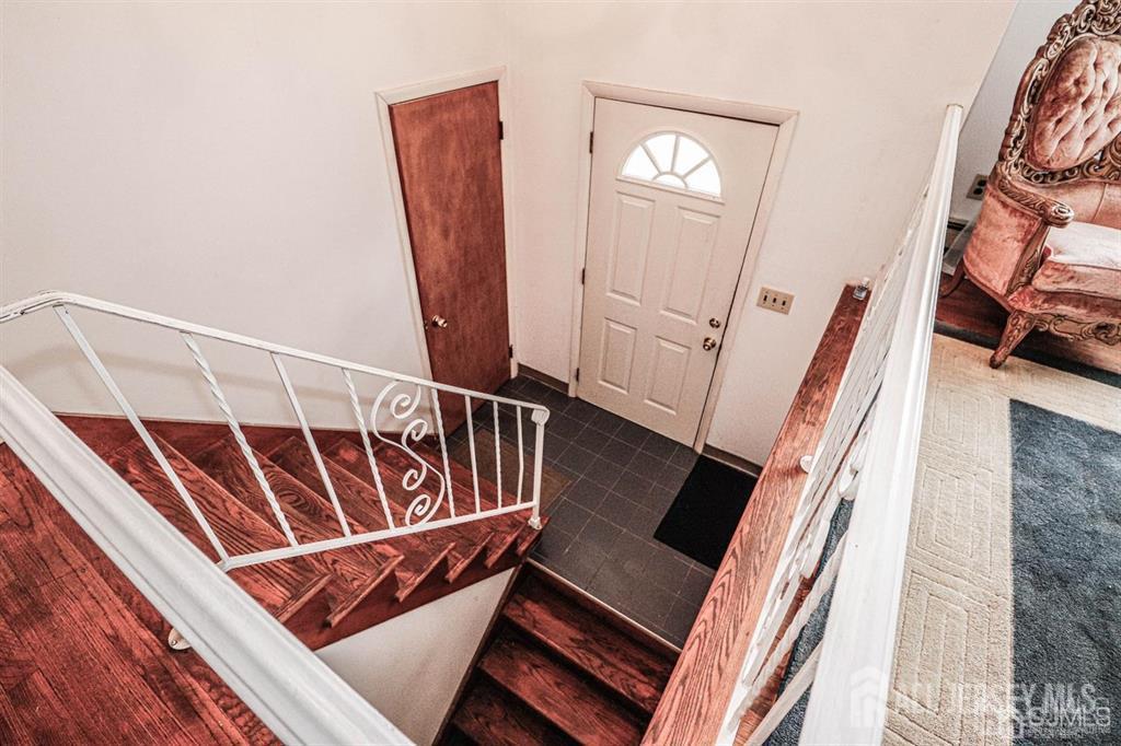 Photo 3 of Single family home for sale at 3 Sarno St, Colonia, NJ 07067 | MLS# 2705111R | Listing updated on 2026-10-06