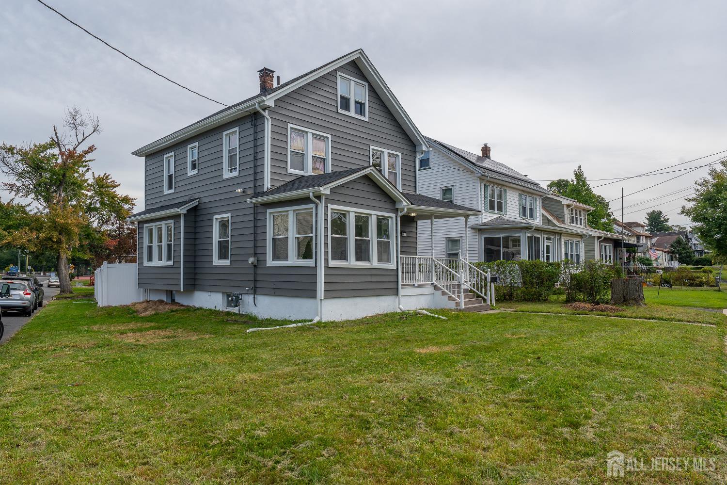Photo 1 of Single family home for sale at 203 S Washington St, Dunellen, NJ 08812 | MLS# 2705277R | Listing updated on 2026-09-28