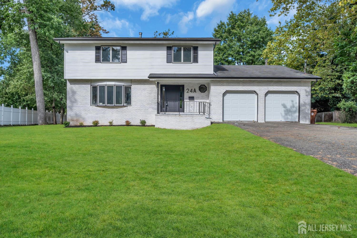 Photo 3 of Single family home for sale at 24 Dewey Dr, New Brunswick, NJ 08901 | MLS# 2705102R | Listing updated on 2026-09-28