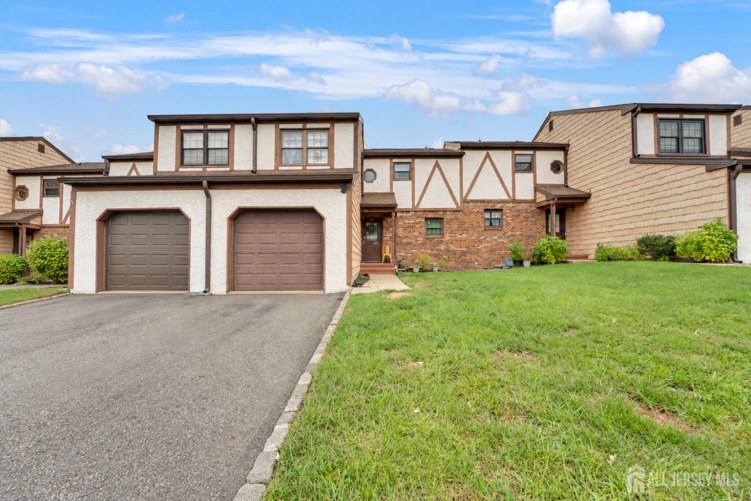 Photo 1 of Townhouse for sale at 23 Wellington Ct, Sayreville, NJ 08872 | MLS# 2705323R | Listing updated on 2026-09-30