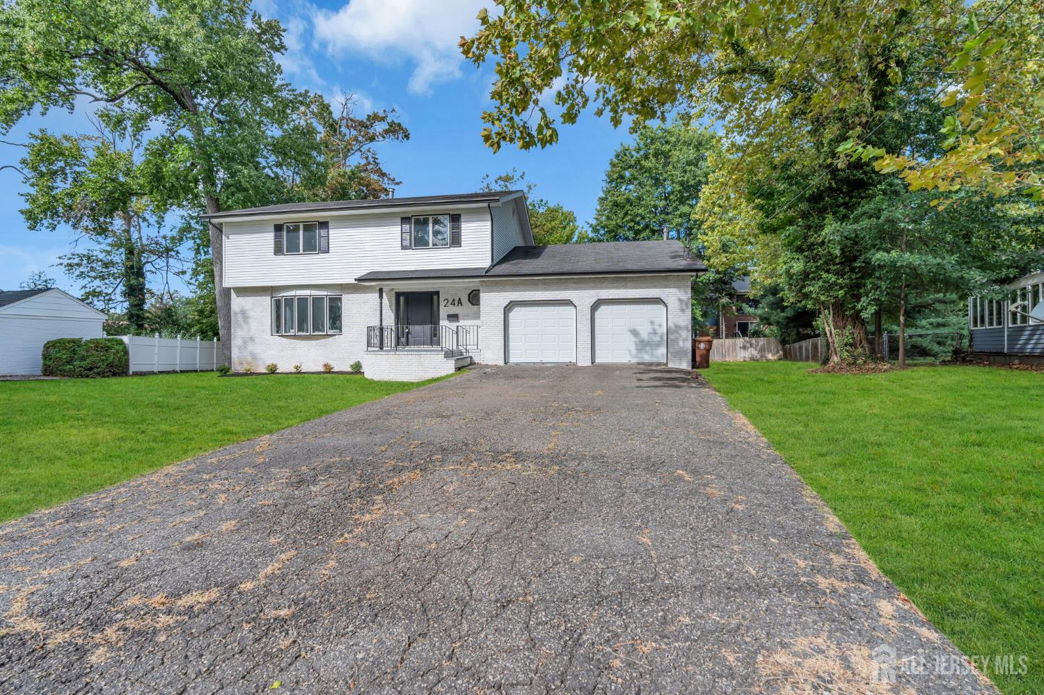 Photo 4 of Single family home for sale at 24 Dewey Dr, New Brunswick, NJ 08901 | MLS# 2705102R | Listing updated on 2026-09-28