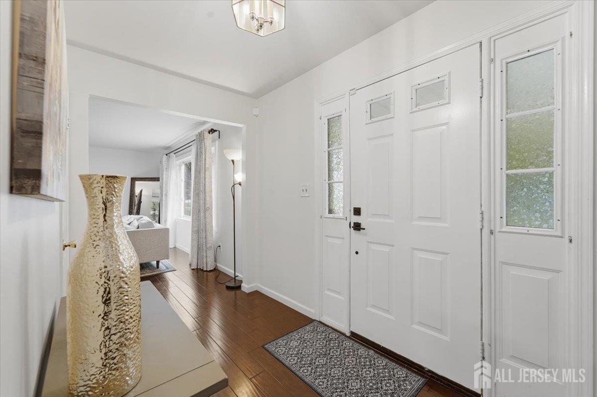 Photo 2 of Single family home for sale at 6 Nepote Pl, Somerset County, NJ 08873 | MLS# 2705165R | Listing updated on 2026-10-04