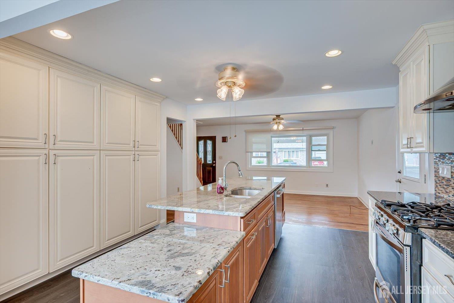 Photo 4 of Single family home for sale at 15 Lowell St, Iselin, NJ 08830 | MLS# 2705408R | Listing updated on 2026-10-03