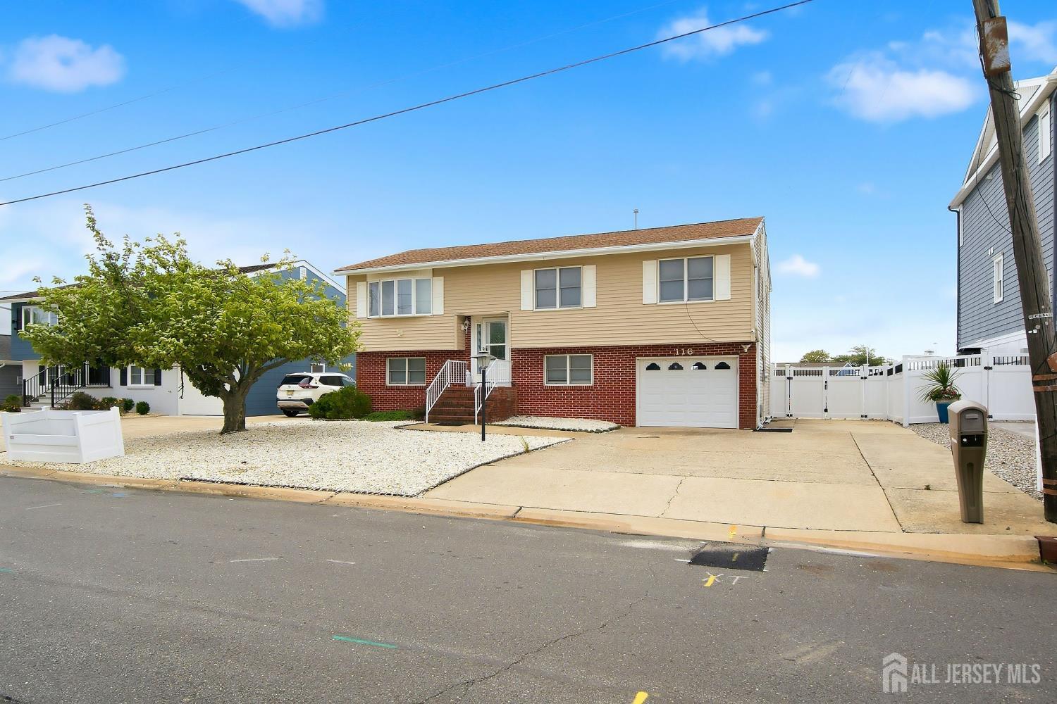 Photo 3 of Single family home for sale at 116 N Montclair Rd, Barnegat, NJ 08005 | MLS# 2705550R | Listing updated on 2026-10-02