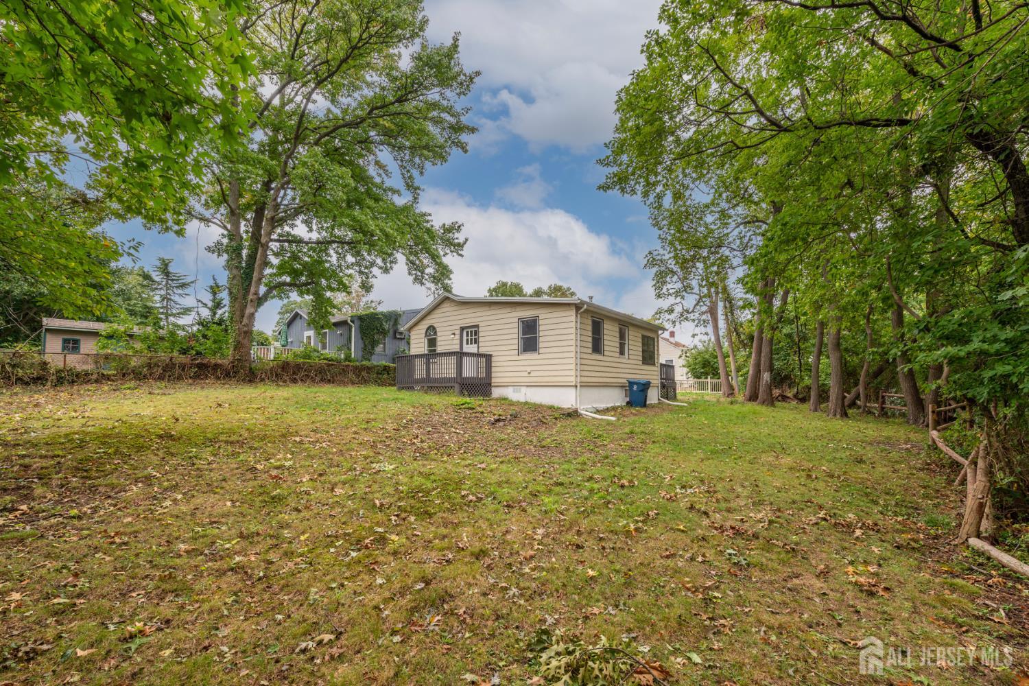 278 Outlook Boulevard
