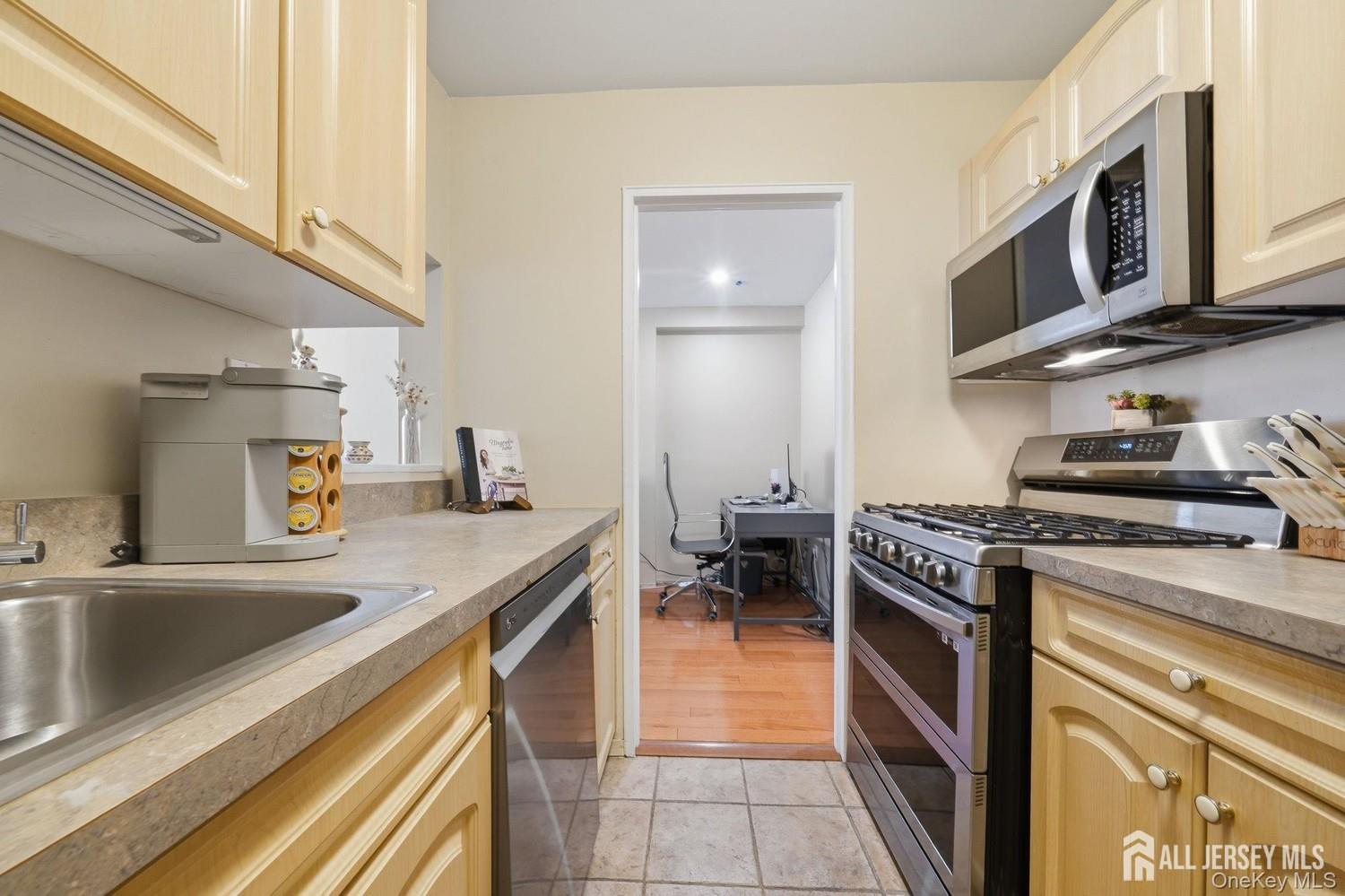 Photo 4 of House for sale at 1874 Pelham Pkwy #LF, Bronx, NY 10461 | MLS# 2705036R | Listing updated on 2026-10-01
