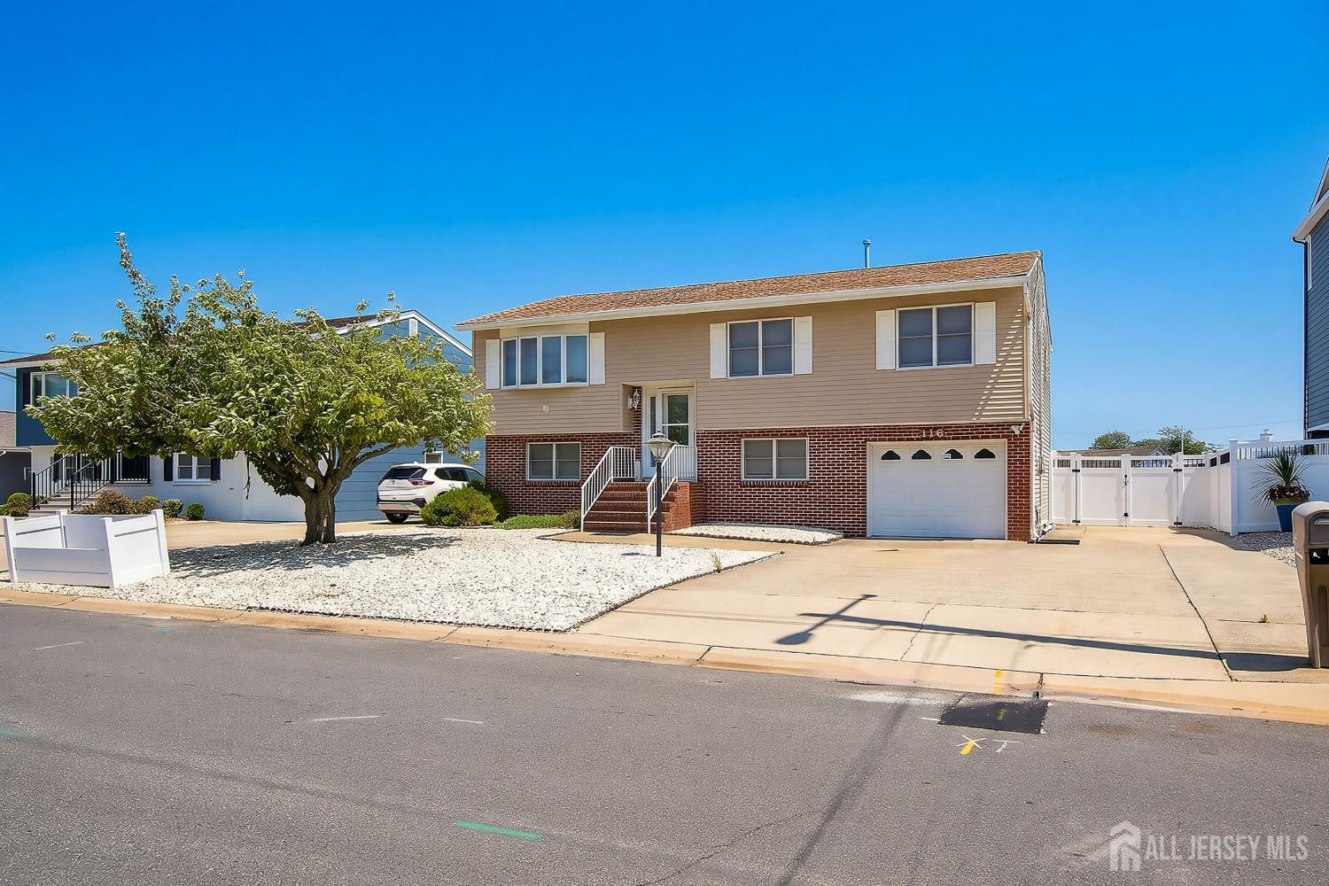 Photo 4 of Single family home for sale at 116 N Montclair Rd, Barnegat, NJ 08005 | MLS# 2705550R | Listing updated on 2026-10-02