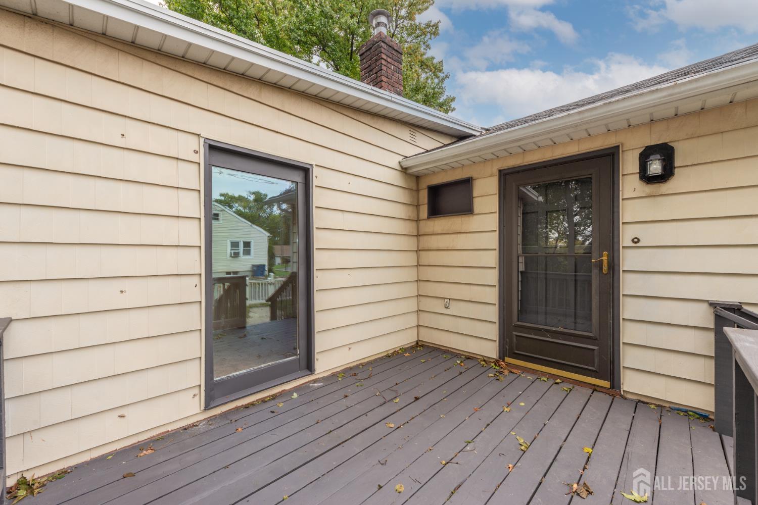 278 Outlook Boulevard
