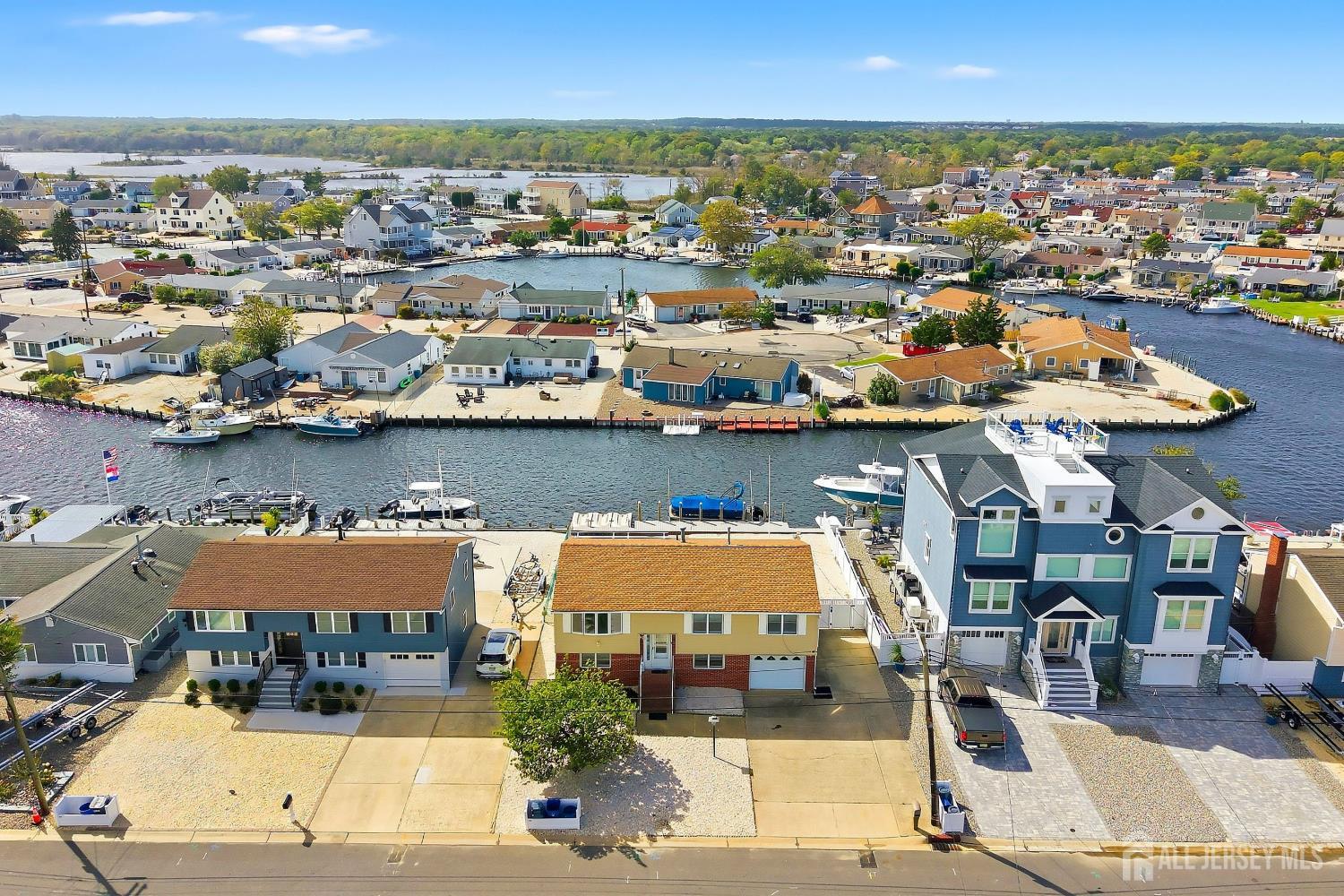Photo 3 of Single family home for sale at 116 N Montclair Rd, Barnegat, NJ 08005 | MLS# 2705550R | Listing updated on 2026-10-02