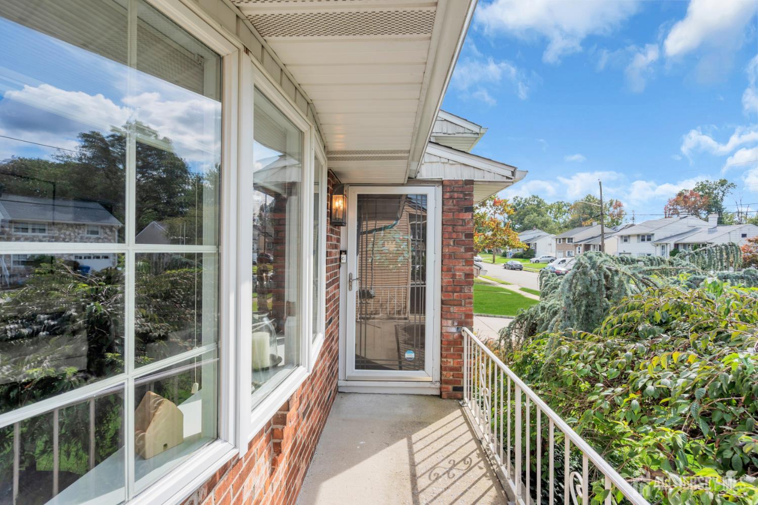 Photo 3 of Single family home for sale at 104 Tracy Dr, Fords, NJ 08863 | MLS# 2705477R | Listing updated on 2026-10-05