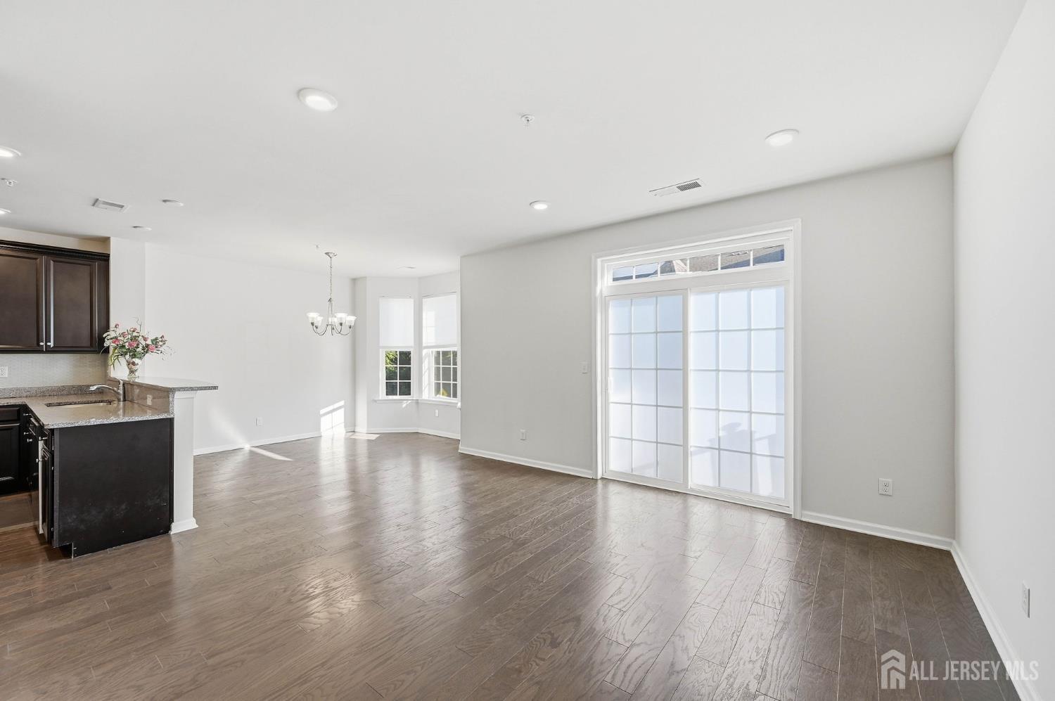 Photo 3 of Townhouse for sale at 1424 Hudson Cir, Highland Park, NJ 08904 | MLS# 2705624R | Listing updated on 2026-10-05