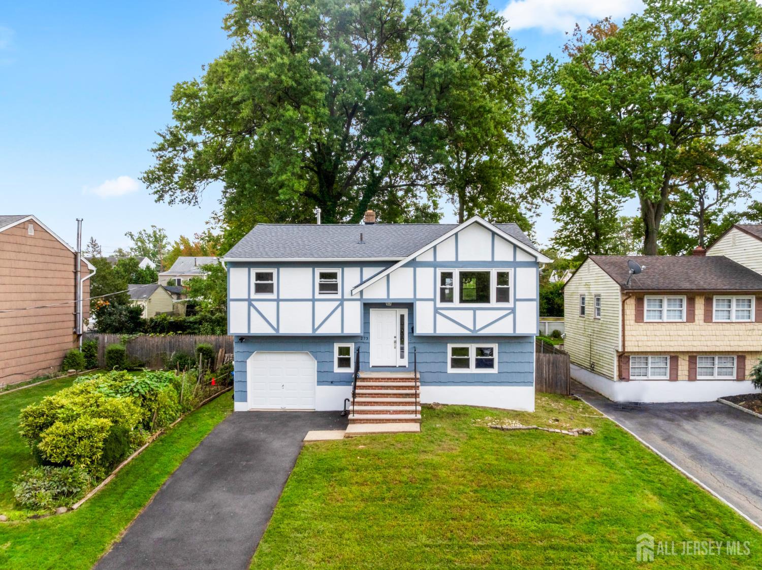 Photo 3 of Single family home for sale at 273 W Indiana Ave, Iselin, NJ 08830 | MLS# 2705379R | Listing updated on 2026-10-07
