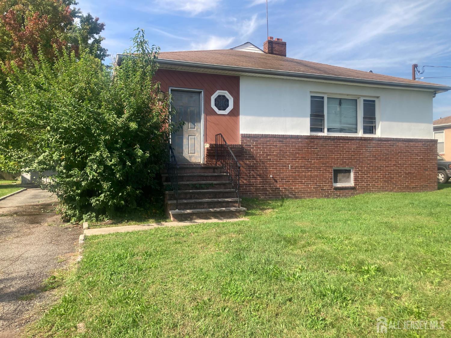 Photo 1 of Single family home for sale at 152 Talmadge Rd, Edison, NJ 08817 | MLS# 2705534R | Listing updated on 2026-10-02