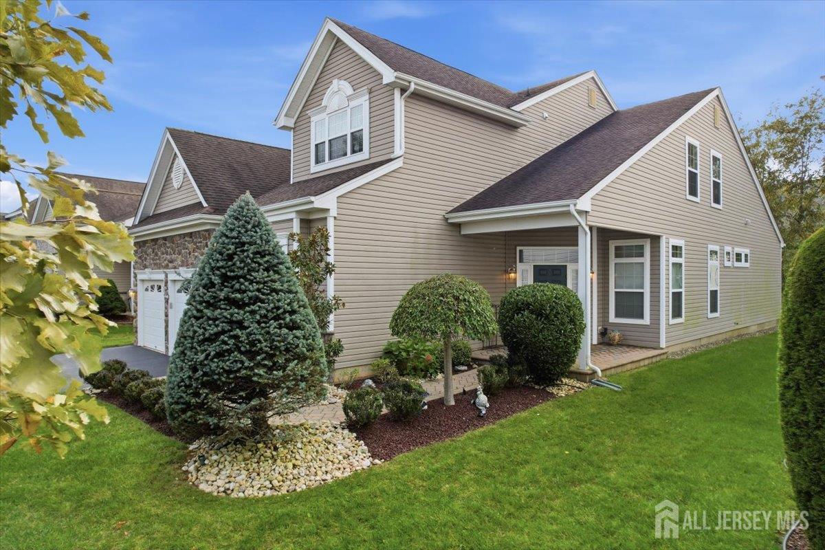 Photo 3 of Single family home for sale at 84 Draw Brg Dr, Monroe, NJ 08831 | MLS# 2705225R | Listing updated on 2026-10-08