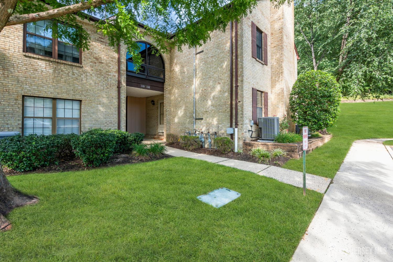 Listing photo 6