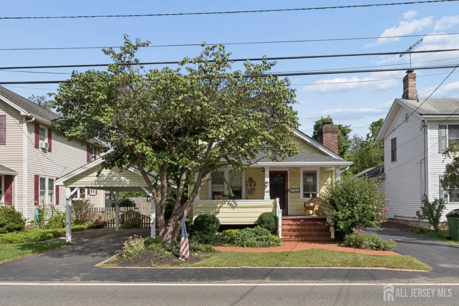 Photo 1 of Single family home for sale at 49 Laurel Ave, Franklin Twsp, NJ 08525 | MLS# 2705659R | Listing updated on 2026-10-06