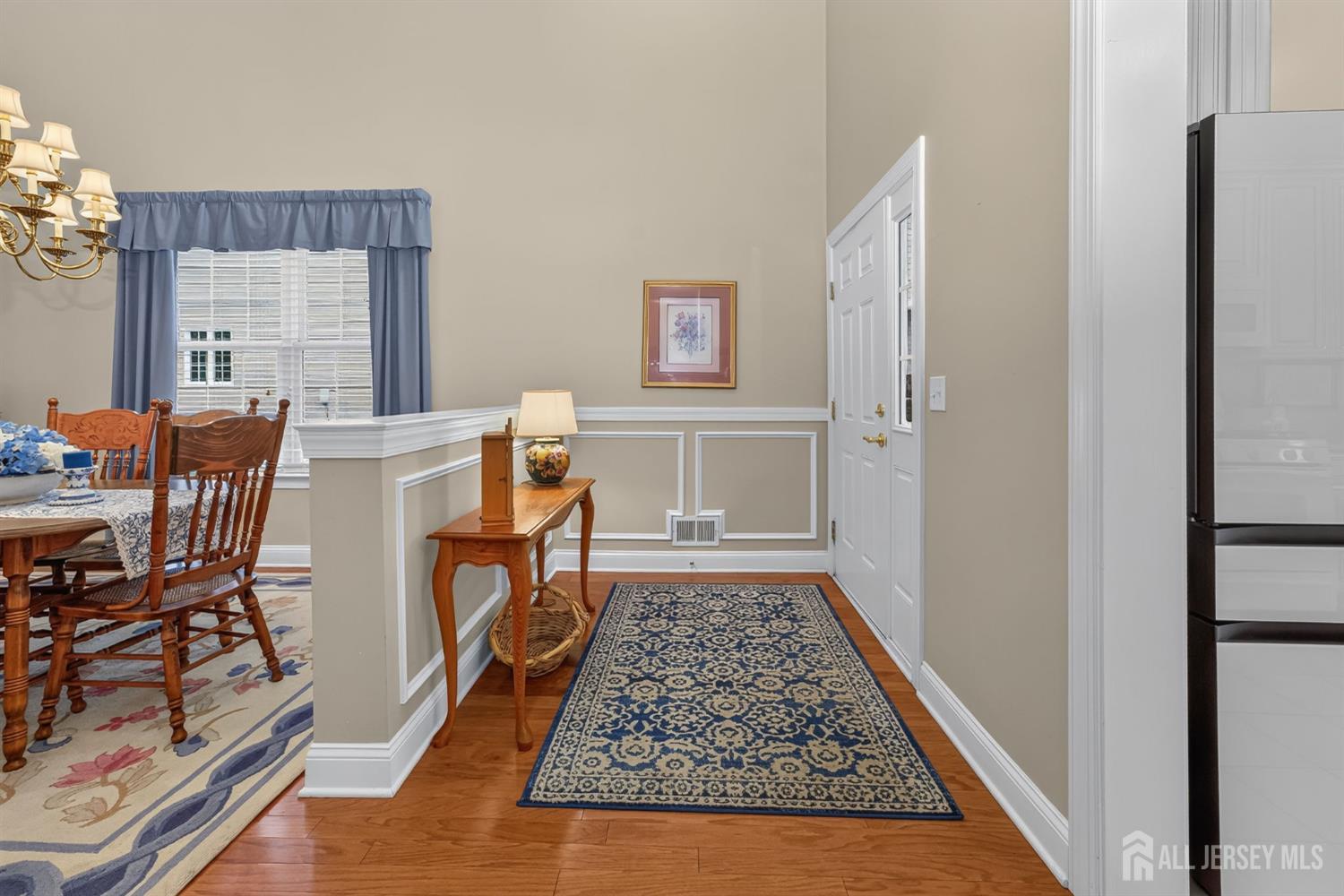 Photo 3 of Townhouse for sale at 87 SW Saratoga Ct, Franklin, NJ 08873 | MLS# 2705579R | Listing updated on 2026-10-04