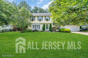 Photo 3 of Single family home for sale at 11 Dunbarton Dr, Jackson, NJ 08527 | MLS# 2705679R | Listing updated on 2026-10-05