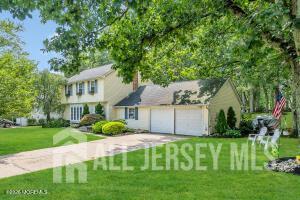 Photo 2 of Single family home for sale at 11 Dunbarton Dr, Jackson, NJ 08527 | MLS# 2705679R | Listing updated on 2026-10-05